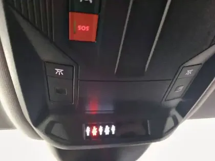 Photo 45 Peugeot 308  PHEV 180 e-EAT8