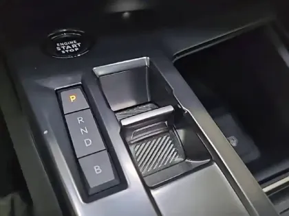 Photo 33 Peugeot 308  PHEV 180 e-EAT8