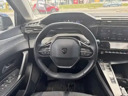 Photo 8 Peugeot 308  PHEV 180 e-EAT8