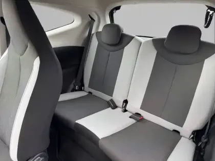 Photo 11 Toyota Aygo  1.0 VVT-i x-shift