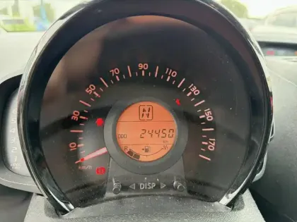 Photo 9 Toyota Aygo  1.0 VVT-i x-shift