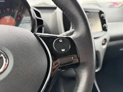 Photo 18 Toyota Aygo  1.0 VVT-i x-shift