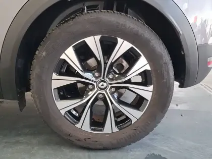 Photo 9 Renault Captur  E-Tech full hybrid 145