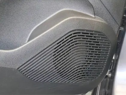 Photo 38 Renault Captur  E-Tech full hybrid 145