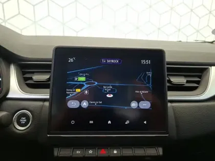 Photo 18 Renault Captur  E-Tech full hybrid 145