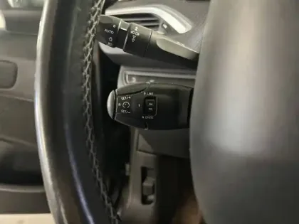 Photo 18 Peugeot 2008  1.2 PureTech 130ch S&S BVM6