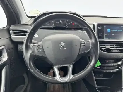 Photo 29 Peugeot 2008  1.2 PureTech 130ch S&S BVM6