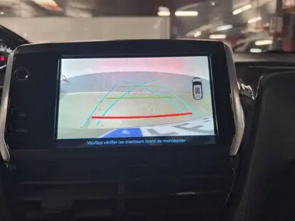 Photo 20 Peugeot 2008  1.2 PureTech 130ch S&S BVM6