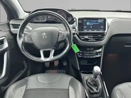 Photo 28 Peugeot 2008  1.2 PureTech 130ch S&S BVM6
