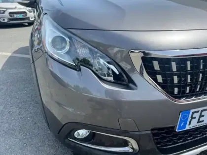 Photo 15 Peugeot 2008  1.2 PureTech 130ch S&S BVM6