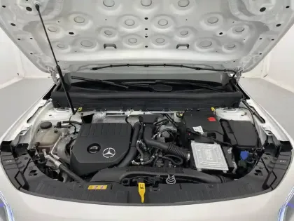 Photo 19 Mercedes GLB  200 7G-DCT