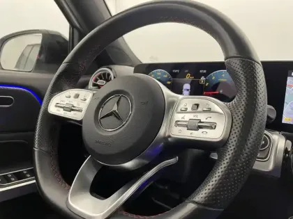 Photo 24 Mercedes GLB  200 7G-DCT