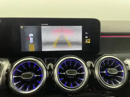 Photo 26 Mercedes GLB  200 7G-DCT