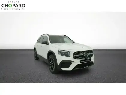 Photo 11 Mercedes GLB  200 7G-DCT