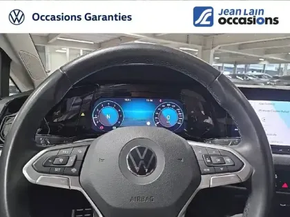 Photo 19 Volkswagen Golf  1.5 eTSI OPF 130 DSG7