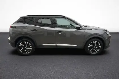 Photo 6 Peugeot 2008  PureTech 130 S&S EAT8