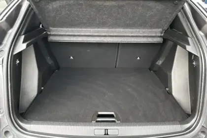 Photo 10 Peugeot 2008  PureTech 130 S&S EAT8