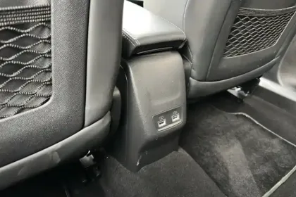 Photo 23 Peugeot 2008  PureTech 130 S&S EAT8