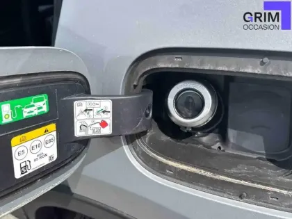 Photo 19 Ford Kuga  2.5 Duratec 180 ch FlexiFuel FHEV E85 Powershift