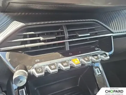 Photo 21 Peugeot 208  Hybrid 100 e-DCS6