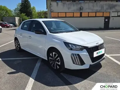 Photo 32 Peugeot 208  Hybrid 100 e-DCS6