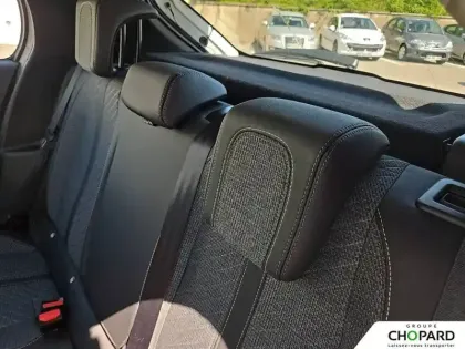 Photo 18 Peugeot 208  Hybrid 100 e-DCS6