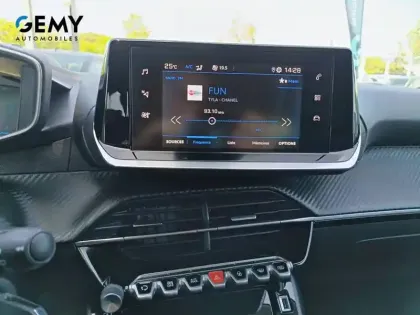 Photo 14 Peugeot 208  PureTech 100 S&S BVM6