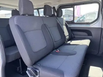 Photo 19 Renault Trafic  Blue dCi 150