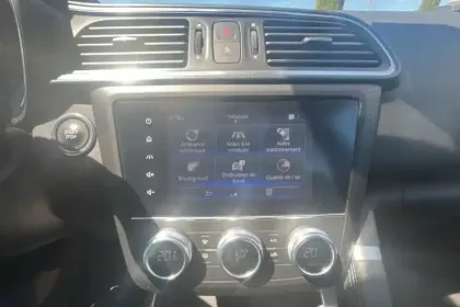 Photo 17 Renault Kadjar  TCe 140 FAP EDC