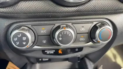 Photo 9 Nissan Juke  DIG-T 114