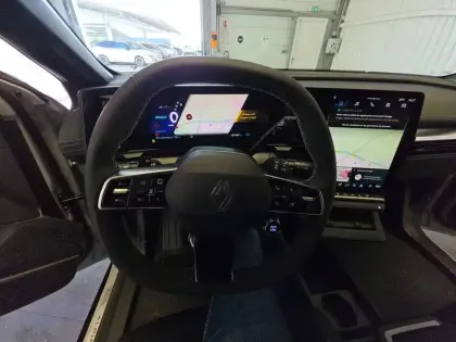 Photo 12 Renault Megane  E-Tech 220 ch autonomie confort