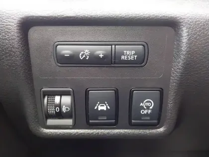 Photo 31 Nissan Micra  IG-T 92