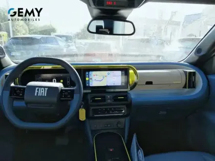 Photo 7 Fiat Panda Grande  T-Gen 3 1.2 Hybrid Turbo 110 ch eDCT6