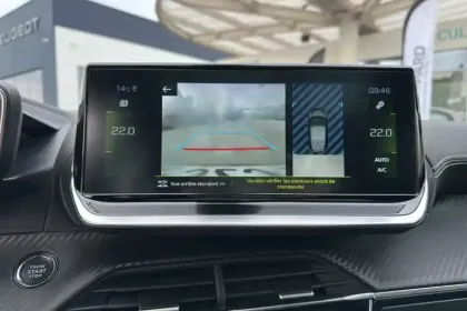 Photo 26 Peugeot 208  PureTech 100 S&S EAT8