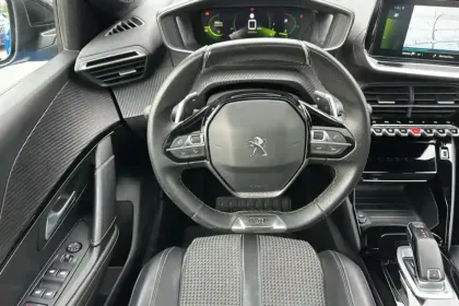 Photo 12 Peugeot 208  PureTech 100 S&S EAT8