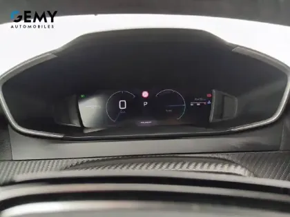 Photo 37 Peugeot 2008  Hybrid 145 e-DCS6