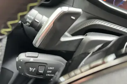 Photo 22 Peugeot 208  Hybrid 110 e-DCS6