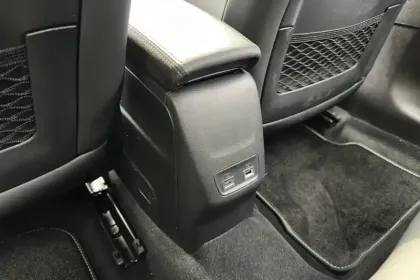 Photo 23 Peugeot 208  Hybrid 110 e-DCS6