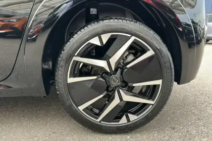 Photo 26 Peugeot 208  Hybrid 110 e-DCS6