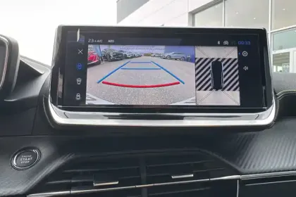 Photo 25 Peugeot 208  Hybrid 110 e-DCS6