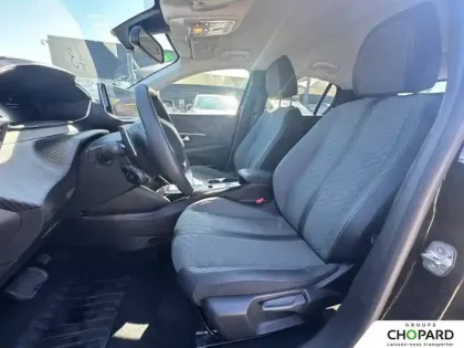 Photo 31 Peugeot 208  Hybrid 100 e-DCS6