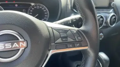 Photo 26 Nissan Juke  HYBRID 143