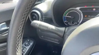 Photo 28 Nissan Juke  HYBRID 143