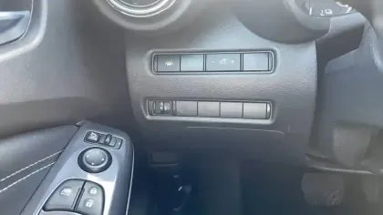 Photo 17 Nissan Juke  HYBRID 143