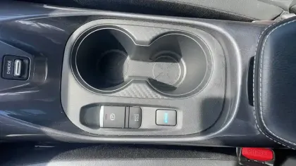 Photo 31 Nissan Juke  HYBRID 143