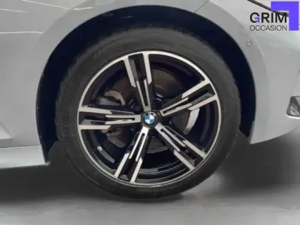 Photo 13 BMW Serie 3 330e 292 ch BVA8