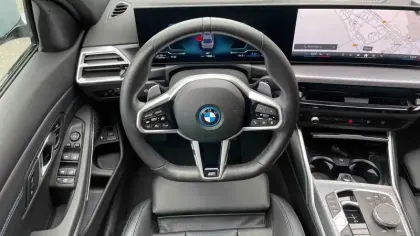 Photo 5 BMW Serie 3 330e 292 ch BVA8