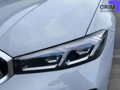 Photo 16 BMW Serie 3 330e 292 ch BVA8