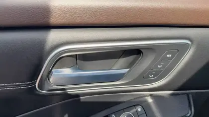 Photo 8 Nissan X-trail  e-POWER 204 ch