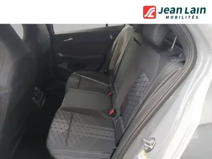 Photo 16 Volkswagen Golf  1.5 eTSI EVO2 150 DSG7